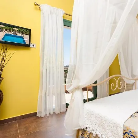 Agro Art Boutique And Luxury Villa